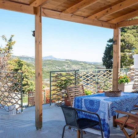 Cozy Studio In Dafnes Near To Heraklion Apartment Dhafnes Exterior foto