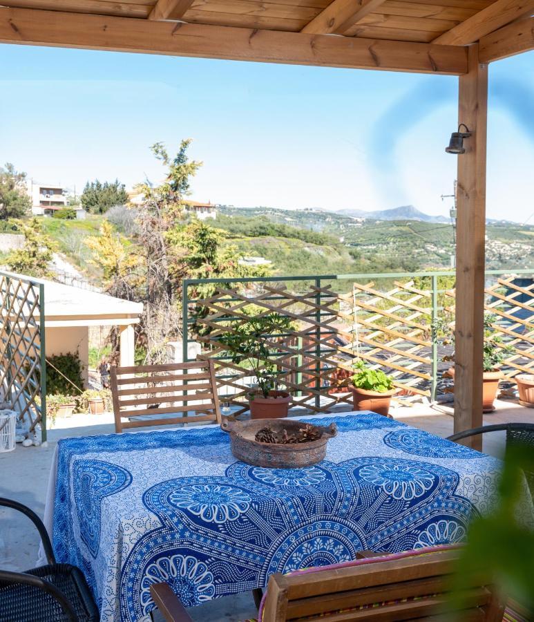 Cozy Studio In Dafnes Near To Heraklion Apartment Dhafnes Exterior foto
